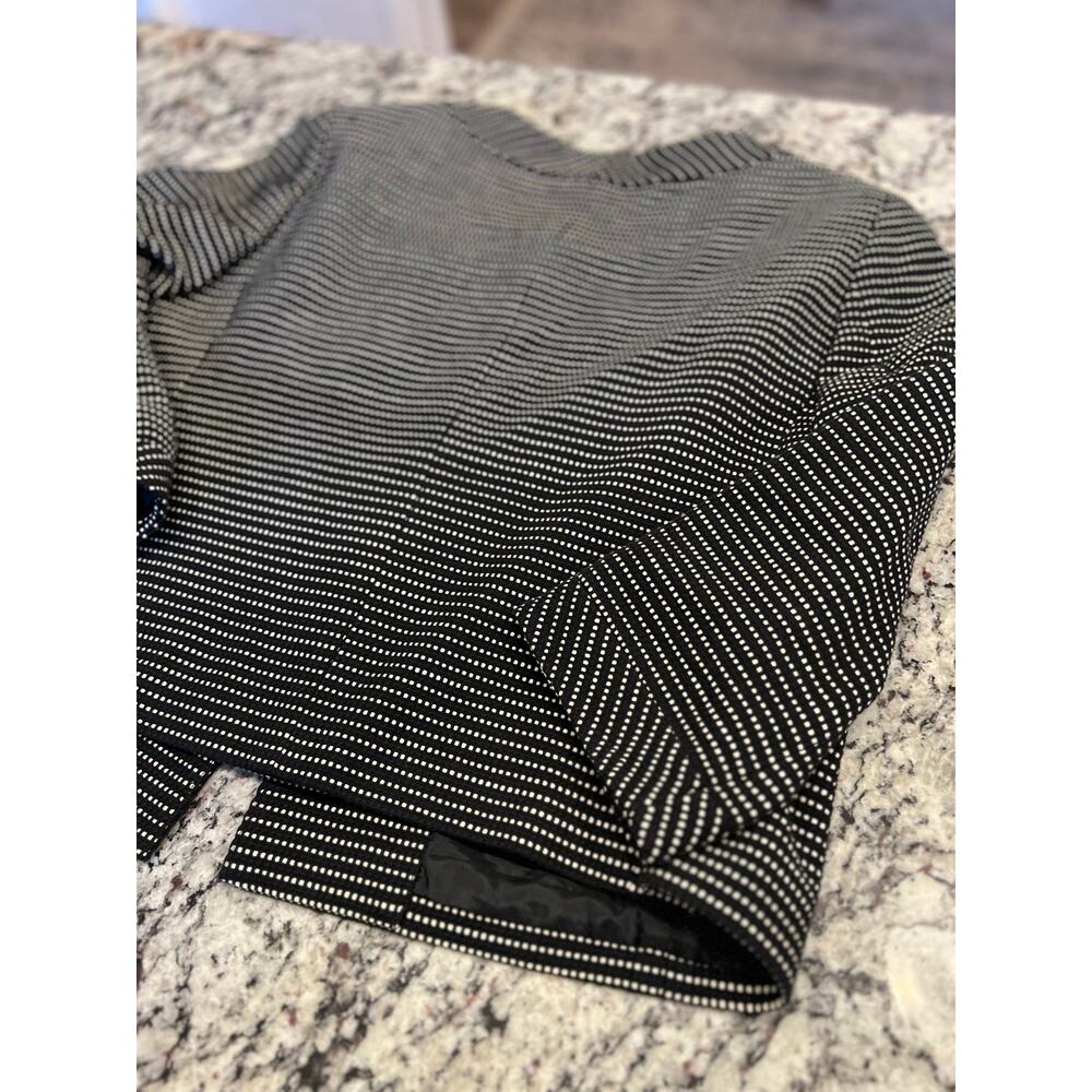 Talbots cropped polka dot blazer jacket size 14 3/4 sleeves black and white - Picture 11 of 12